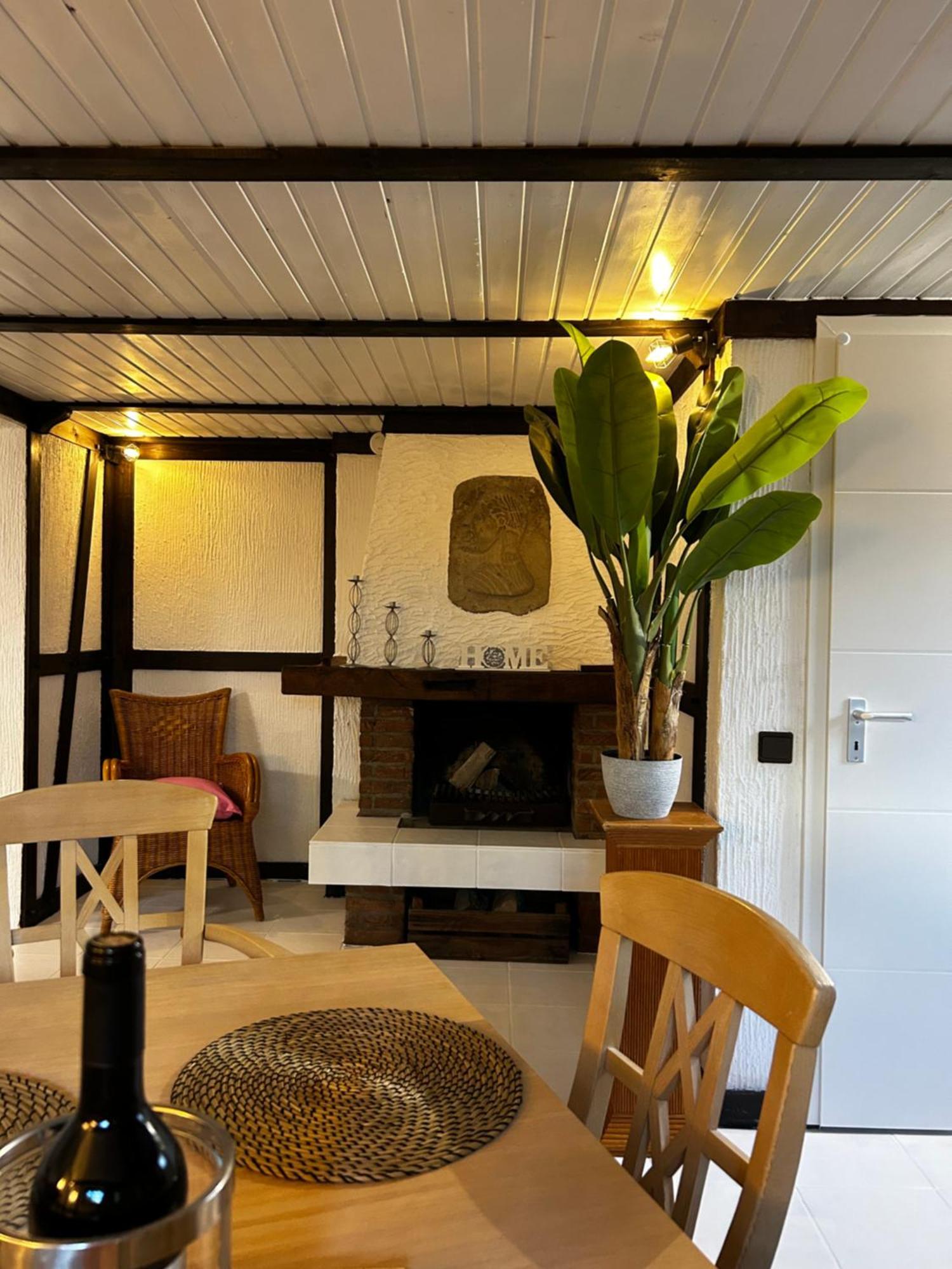 Guidos Place Souterrain Apartament Weissenthurm