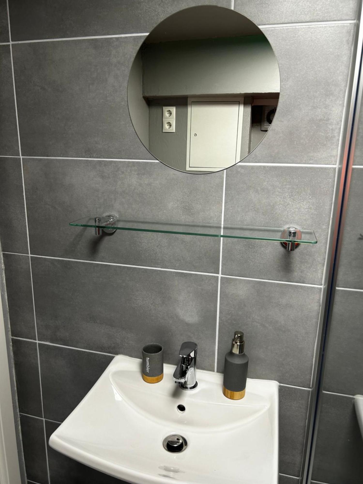 Apartment Guidos Place Souterrain Weissenthurm